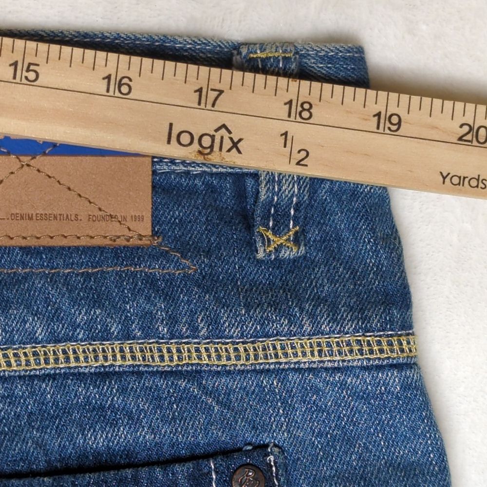 Vintage Y2K Baggy Rocawear‎ Blue Wide Leg Embroidered Jorts sz. 38W Hip Hop - Picture 15 of 16